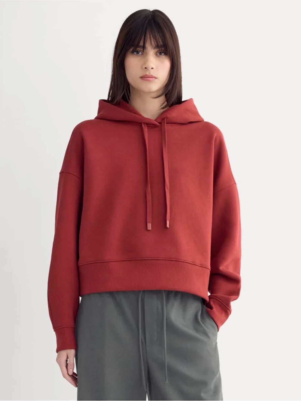 Everlane Cropped Luxe Fleece Hoodie — Merlot
